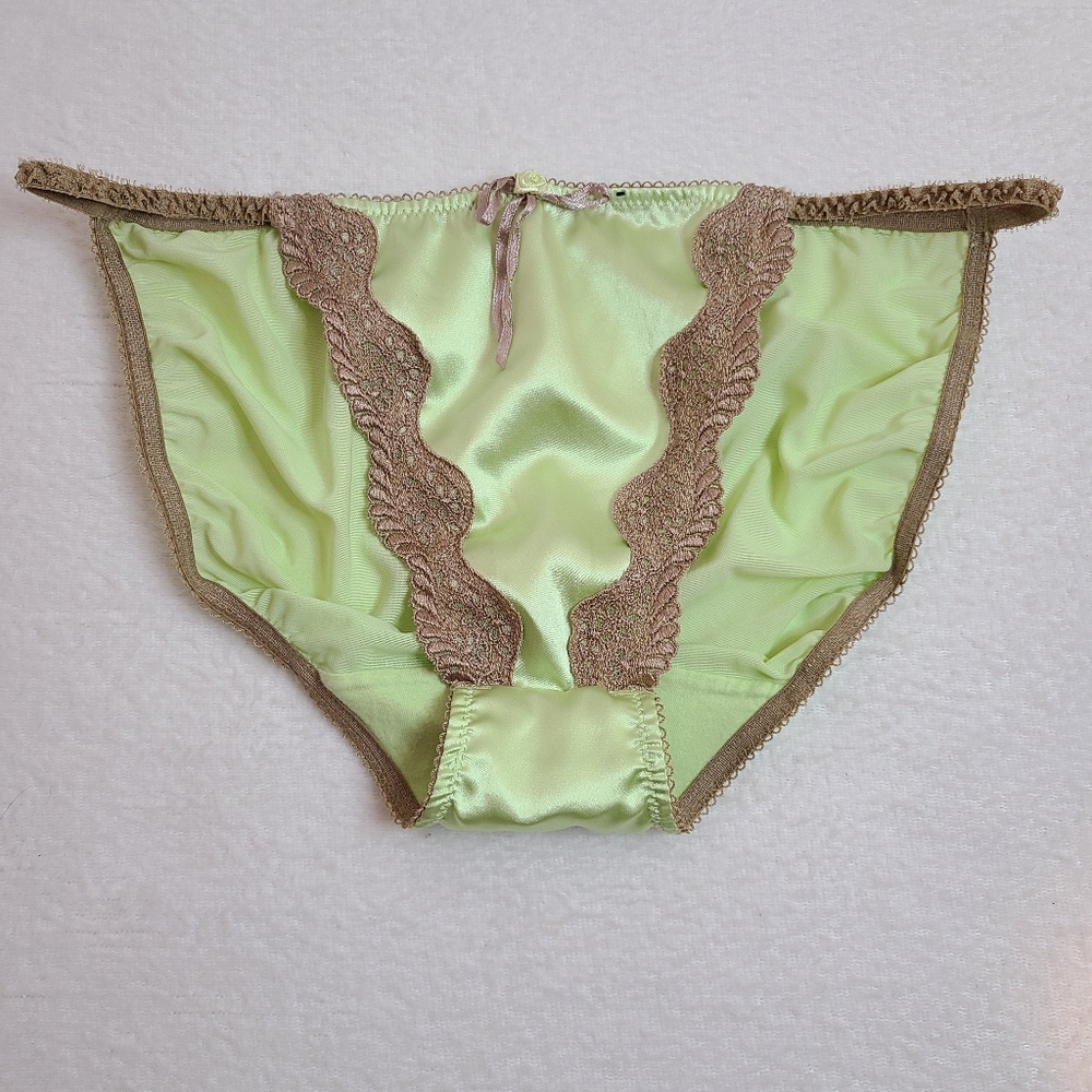 VTG Delicates Silky Satin Mesh Lace String Bikini Panty Size XL Lime Tan